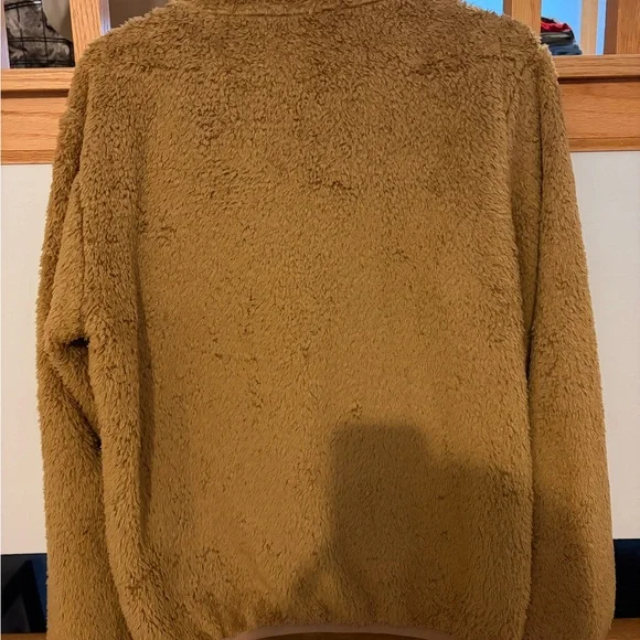 Women’s Patagonia Tan 1/4 Zip Fleece - Picture 3 of 4
